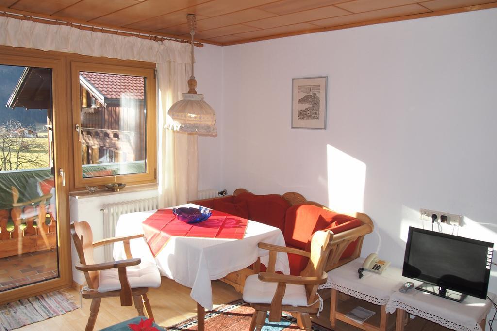 Haus Bergwelt Apartment Graen Room photo